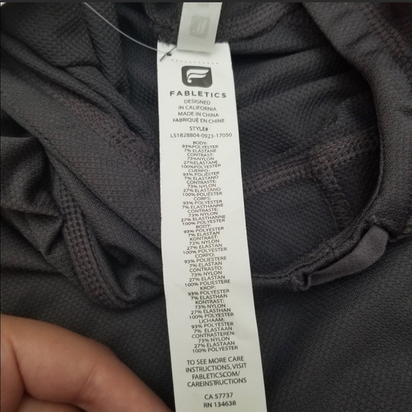 Fabletics Alecia Performance Pullover - Picture 4 of 7